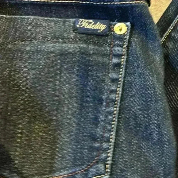 Fidelity by Jason Trotzuk, Scoop Denim in Viper Rinse. Size 30. - Picture 12 of 12